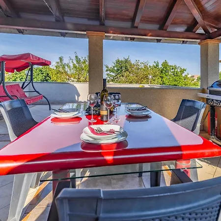 Apartment Villa Desire *